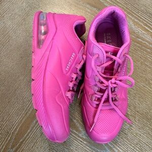 Women's Skechers Street Uno Neon Nights Sneaker 155402-HTPK Hot Pink Sz 9